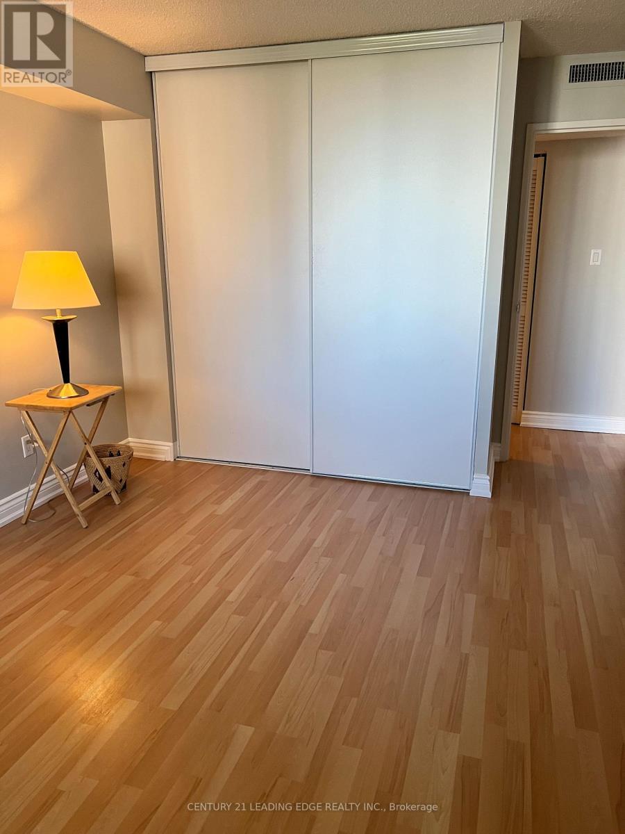 1002 - 150 Alton Towers Circle, Toronto, Ontario  M1V 4X7 - Photo 6 - E12390404
