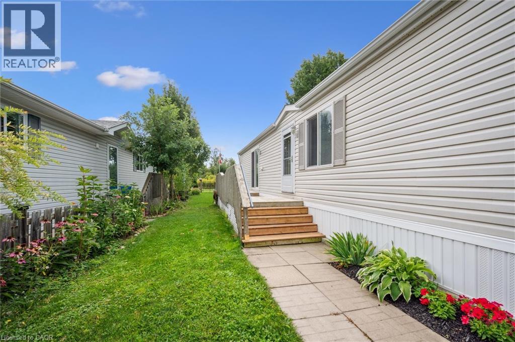 72 Ash Avenue Pvt, Puslinch, Ontario  N0B 2J0 - Photo 2 - 40768104