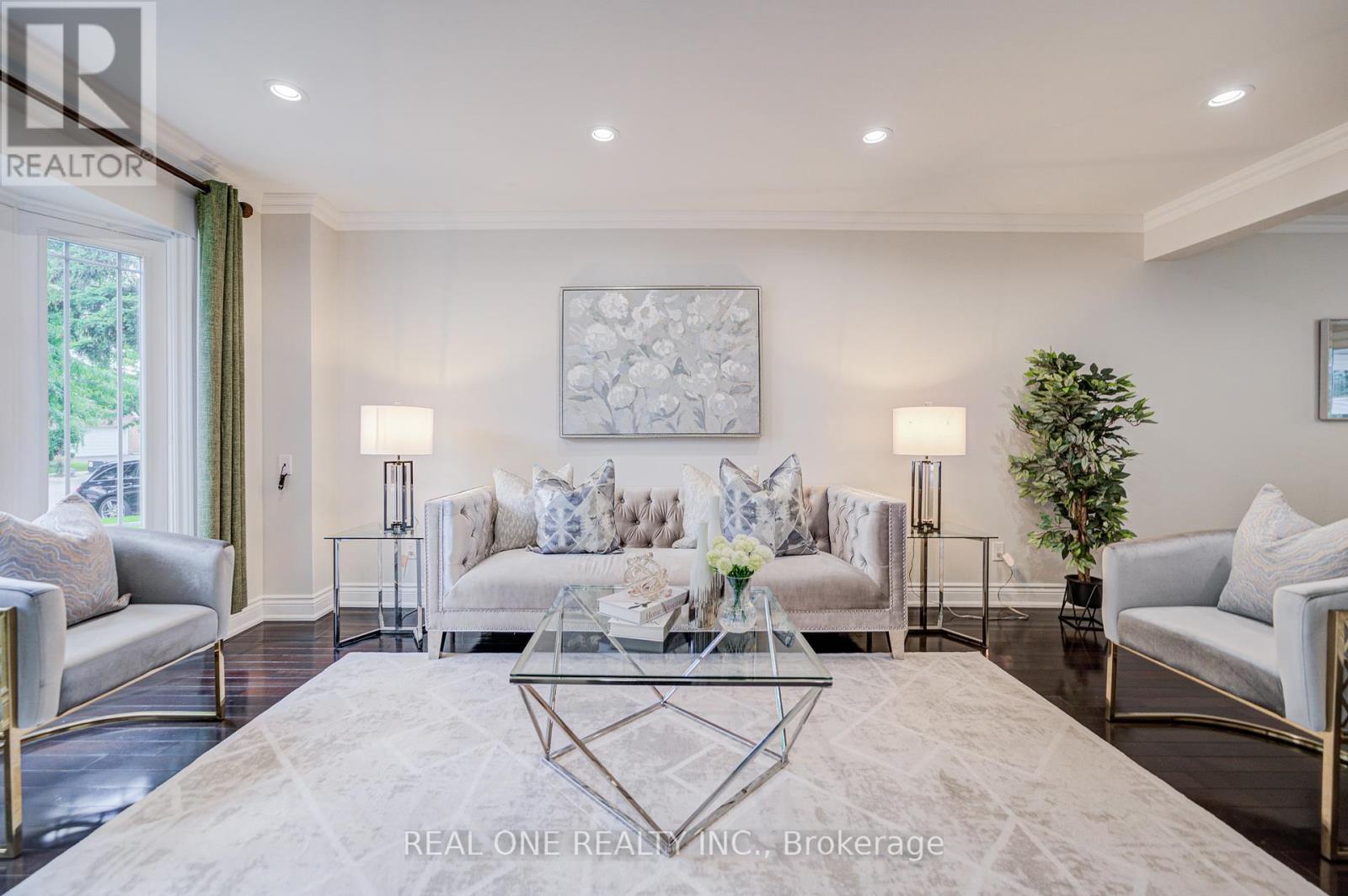 58 Elson Street, Markham (Middlefield), Ontario  L3S 1Y7 - Photo 10 - N12371862