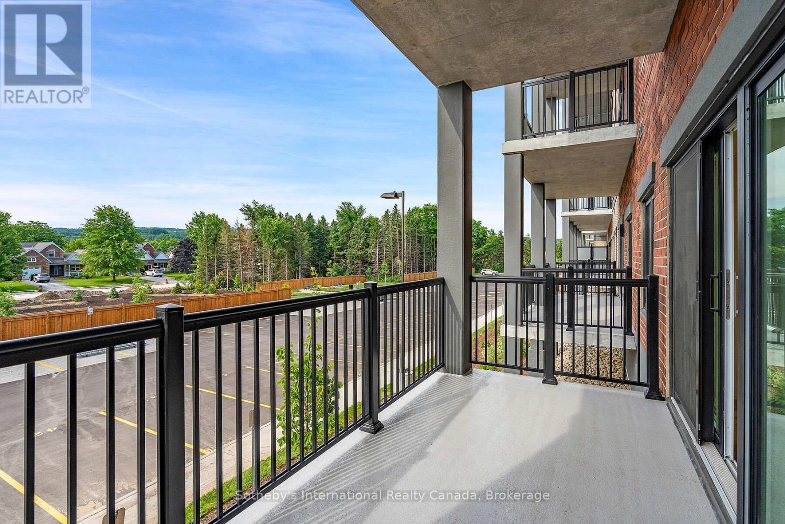 221 - 121 Mary Street, Clearview (Creemore), Ontario  L0M 1G0 - Photo 17 - S12392556