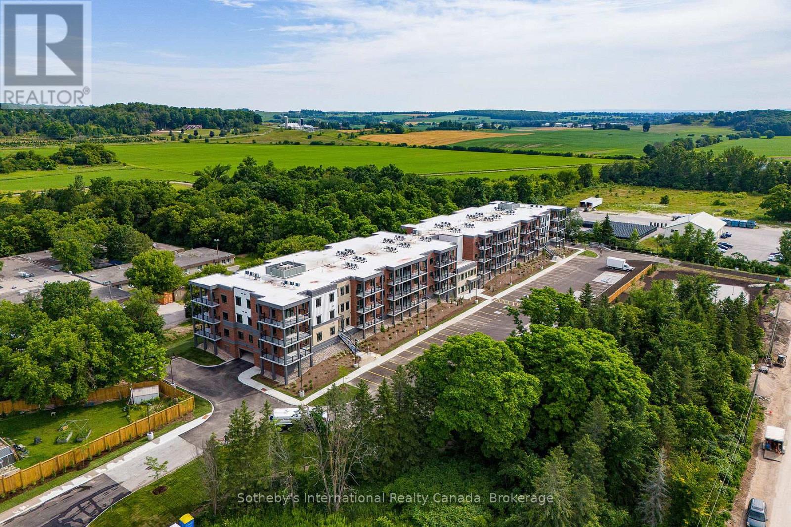 221 - 121 Mary Street, Clearview (Creemore), Ontario  L0M 1G0 - Photo 35 - S12392556
