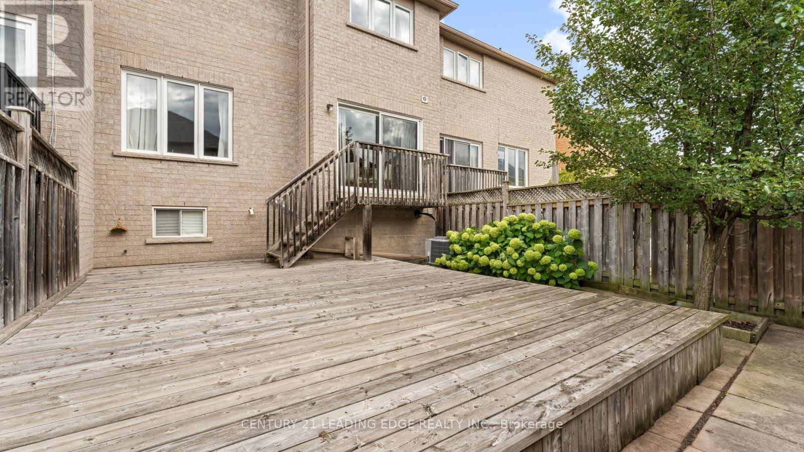 38 William Grant Road, Markham, Ontario  L6E 1W3 - Photo 22 - N12390407