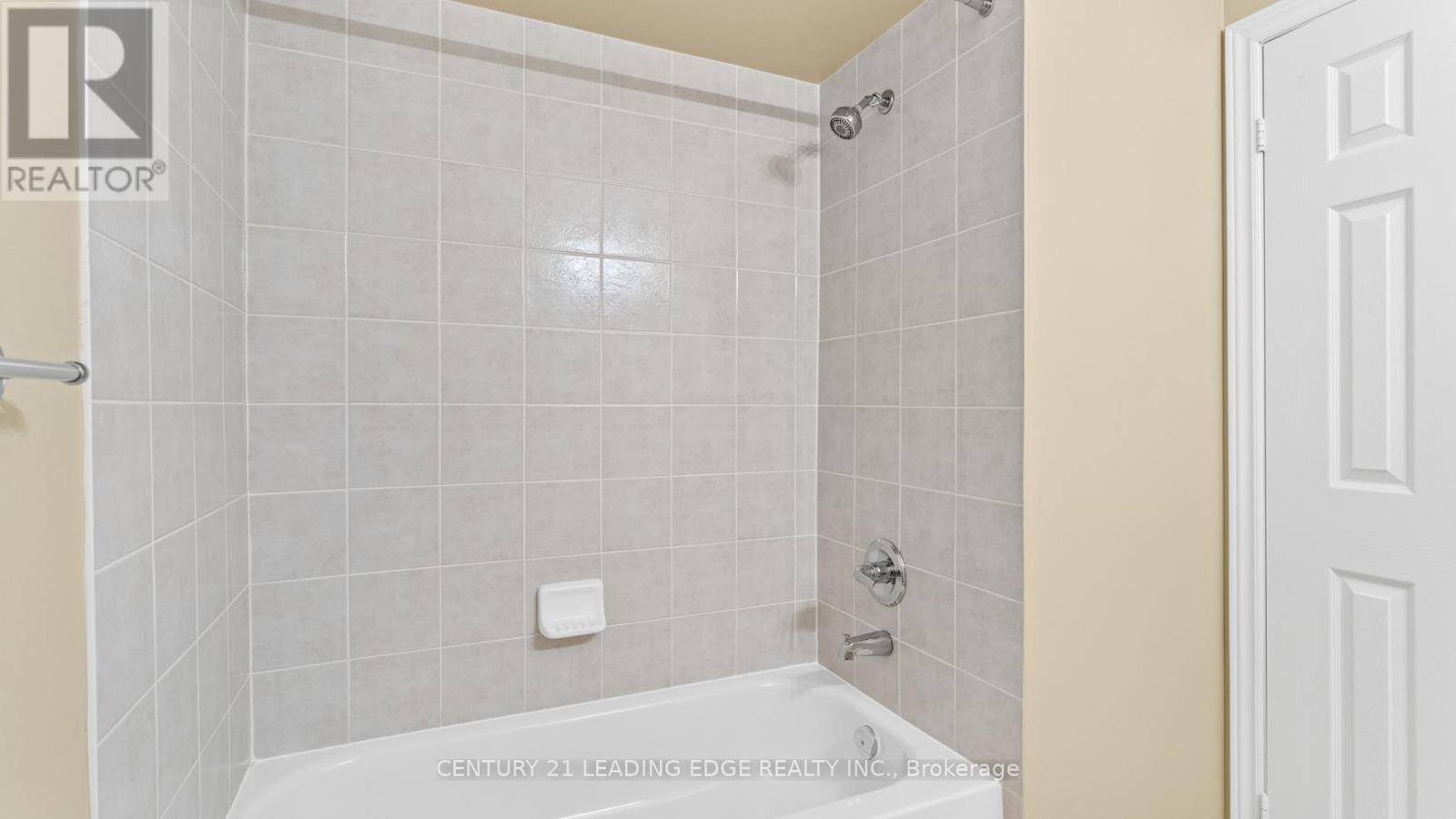 38 William Grant Road, Markham, Ontario  L6E 1W3 - Photo 19 - N12390407