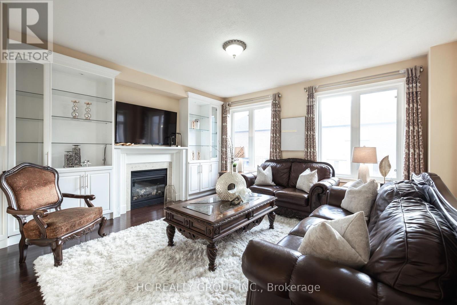 196 Kentland Street, Markham, Ontario  L6E 0K9 - Photo 11 - N12390327