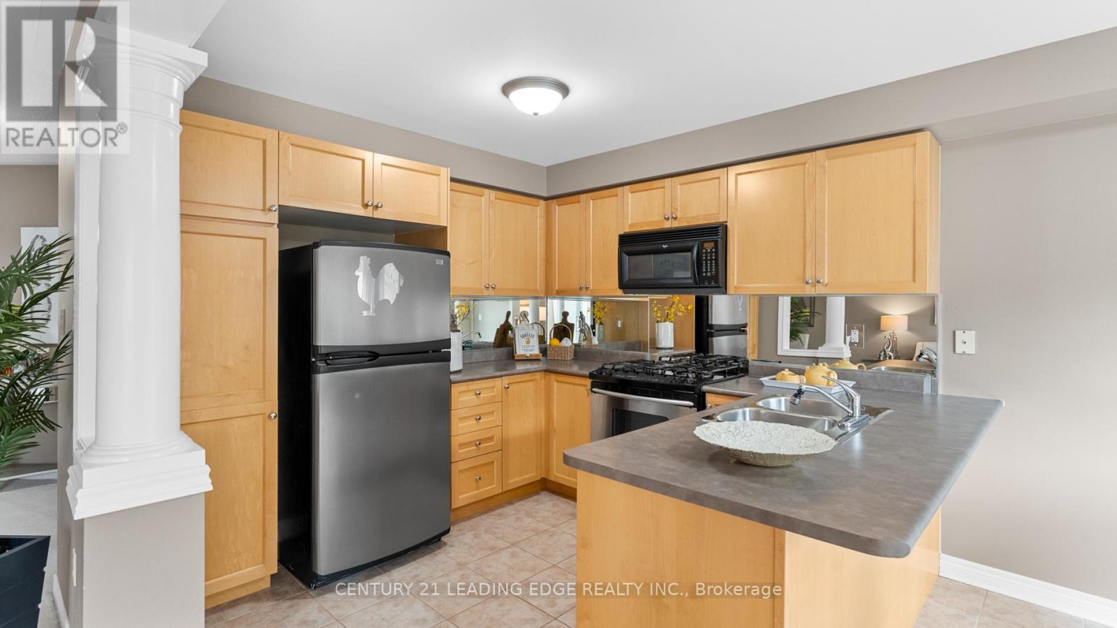 38 William Grant Road, Markham, Ontario  L6E 1W3 - Photo 7 - N12390407