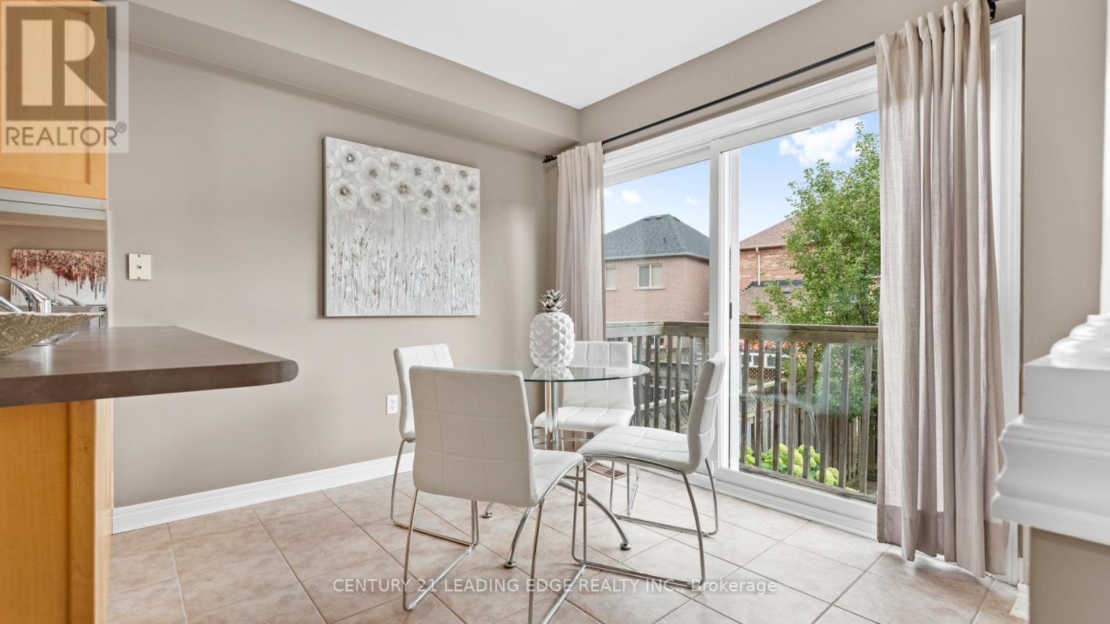 38 William Grant Road, Markham, Ontario  L6E 1W3 - Photo 8 - N12390407