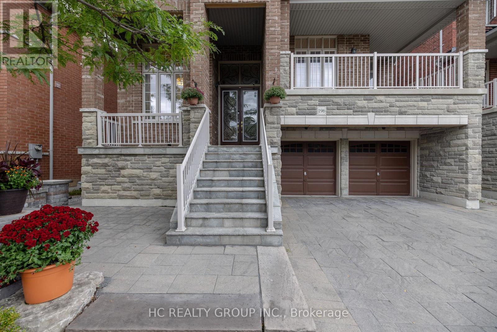 196 Kentland Street, Markham, Ontario  L6E 0K9 - Photo 4 - N12390327