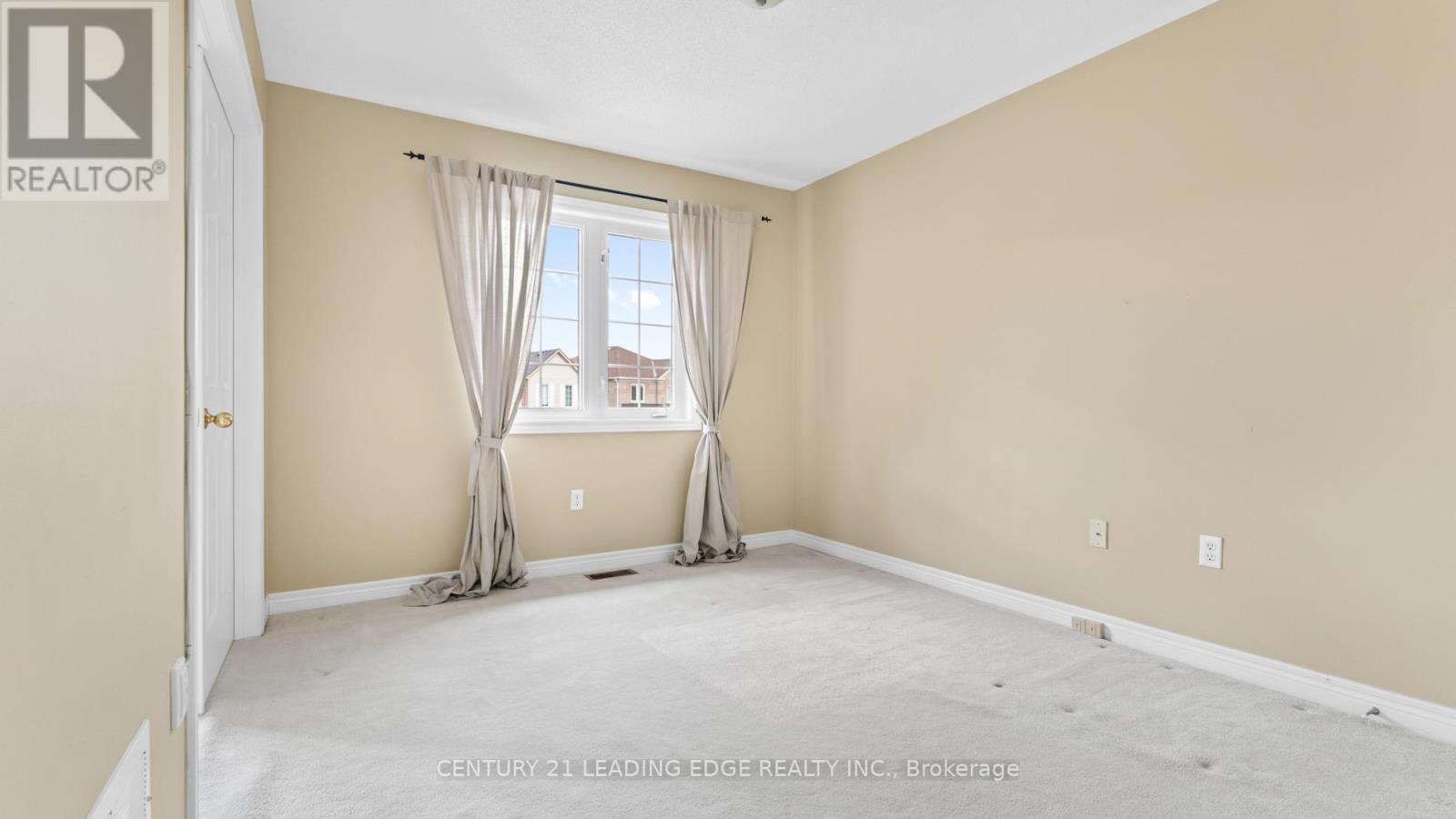 38 William Grant Road, Markham, Ontario  L6E 1W3 - Photo 17 - N12390407