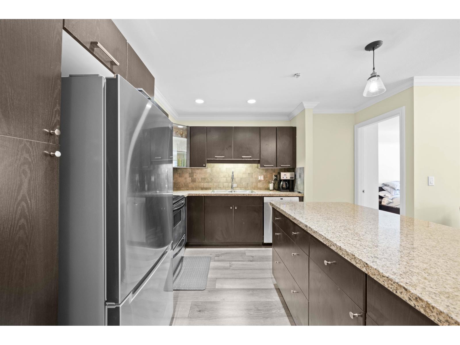 210 5438 198 Street, Langley, British Columbia  V3A 1G2 - Photo 4 - R3032119