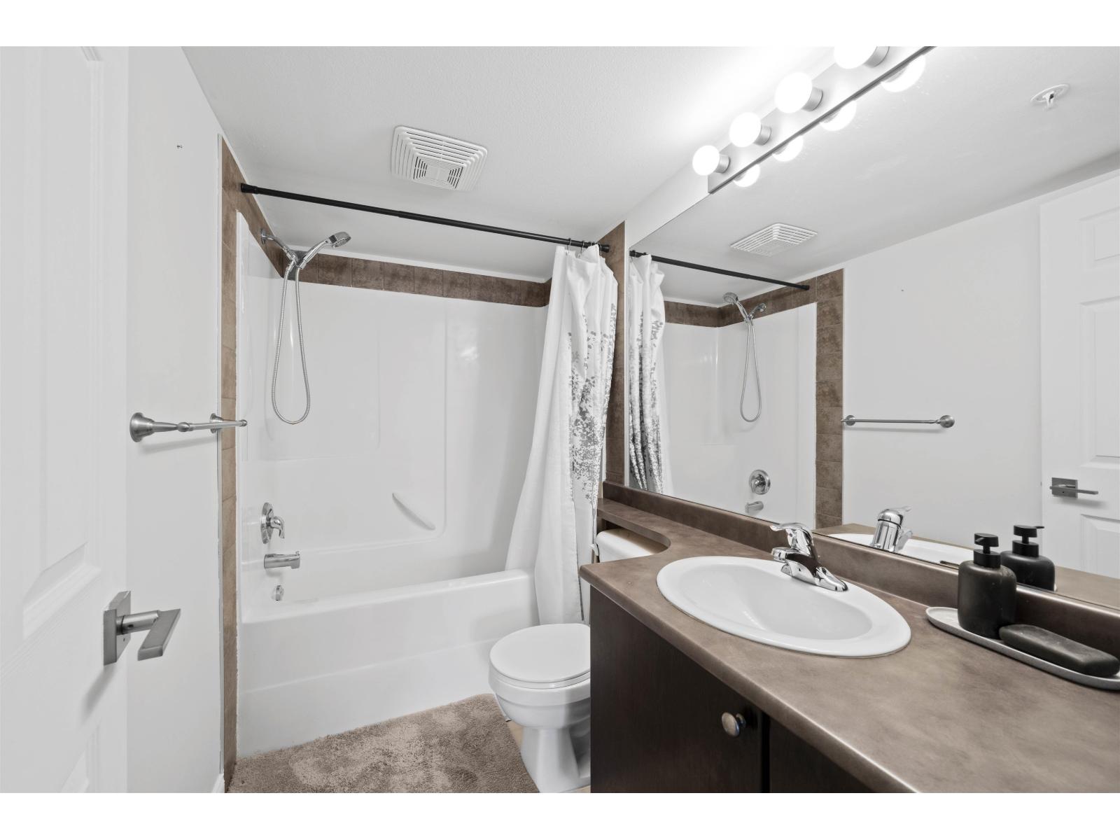 210 5438 198 Street, Langley, British Columbia  V3A 1G2 - Photo 13 - R3032119