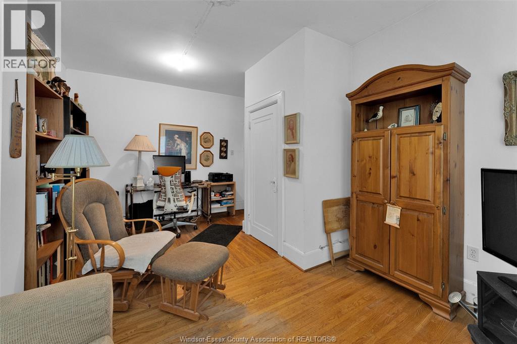 245-247 Mcewan, Windsor, Ontario  N9B 2E3 - Photo 16 - 25022825