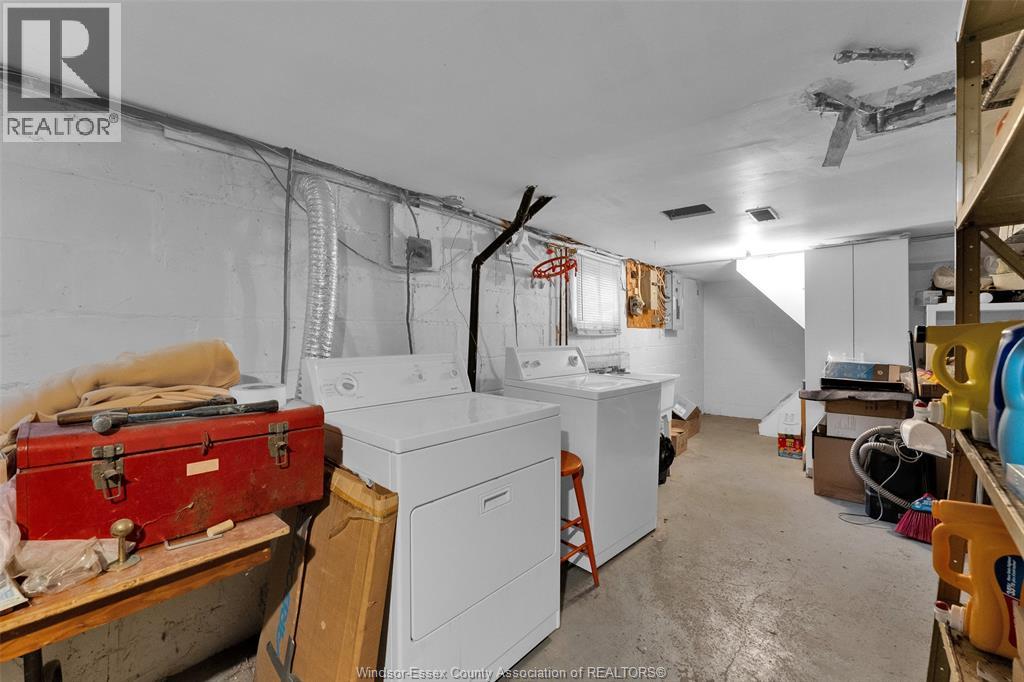 245-247 Mcewan, Windsor, Ontario  N9B 2E3 - Photo 36 - 25022825