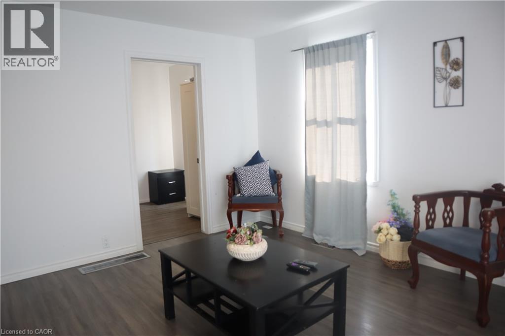 6525 Oneil Street, Niagara Falls, Ontario  L2J 1M7 - Photo 15 - 40767727