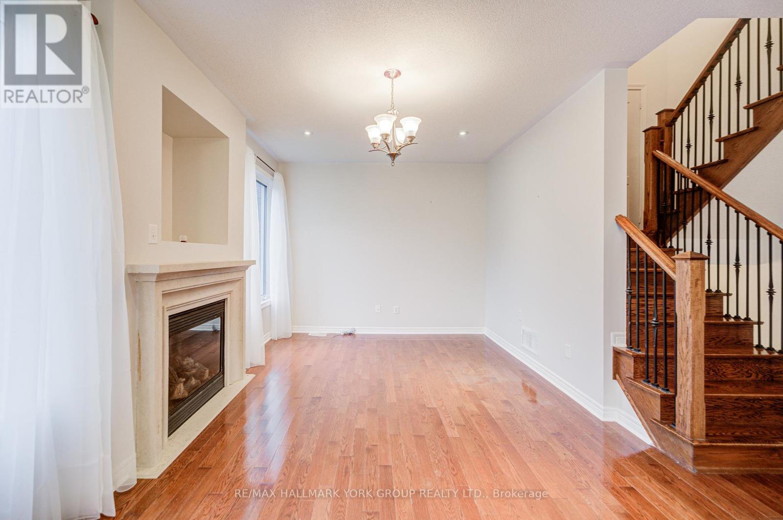 123 Oakborough Drive, Markham, Ontario  L6B 0G3 - Photo 17 - N12392452