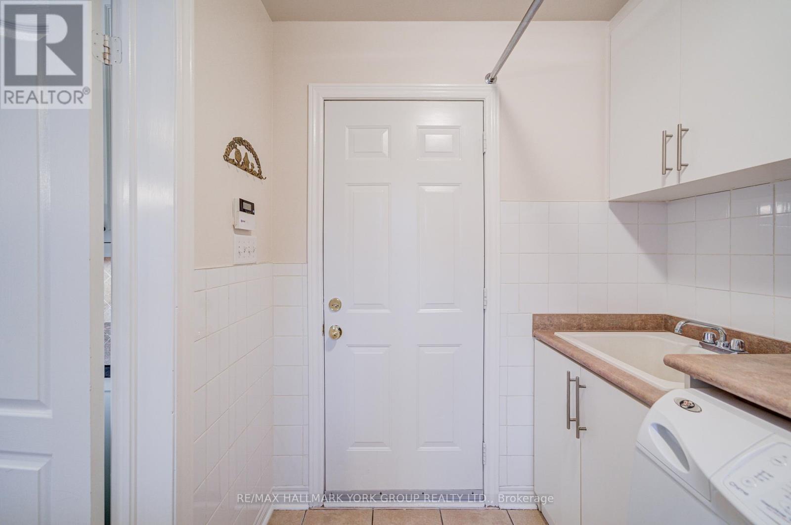 123 Oakborough Drive, Markham, Ontario  L6B 0G3 - Photo 30 - N12392452