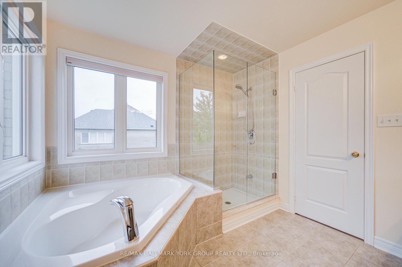 123 Oakborough Drive, Markham, Ontario  L6B 0G3 - Photo 38 - N12392452