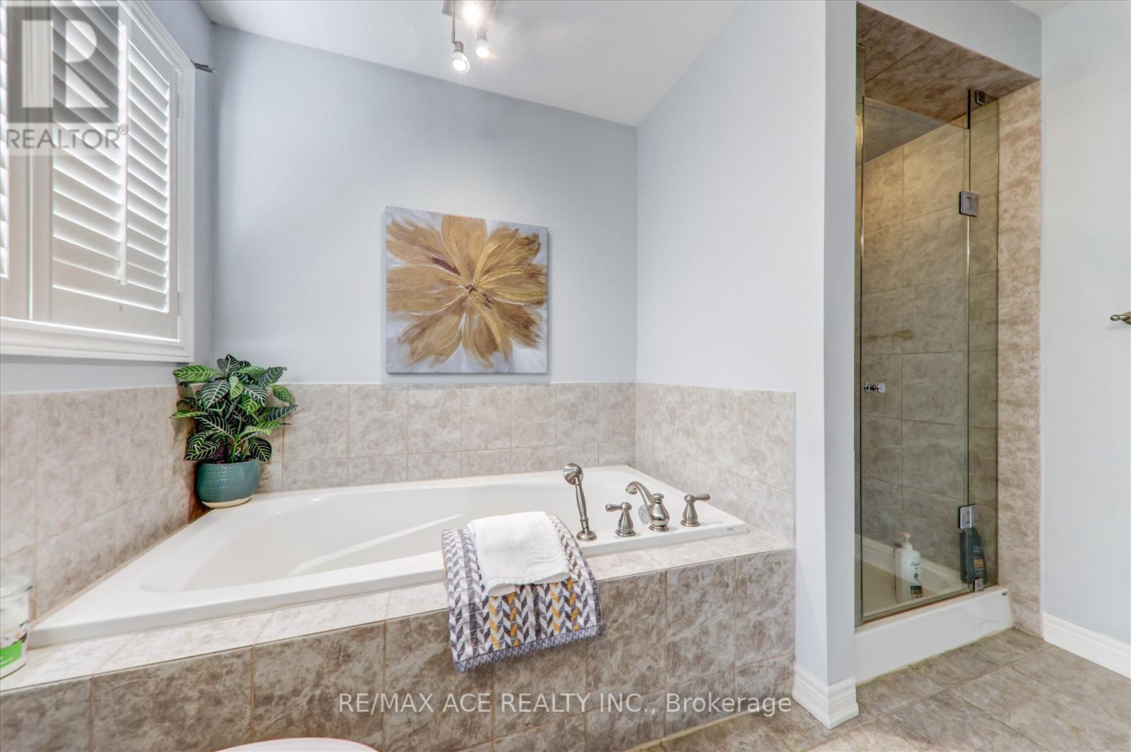138 Riverwalk Drive, Markham, Ontario  L6B 0E2 - Photo 27 - N12392459