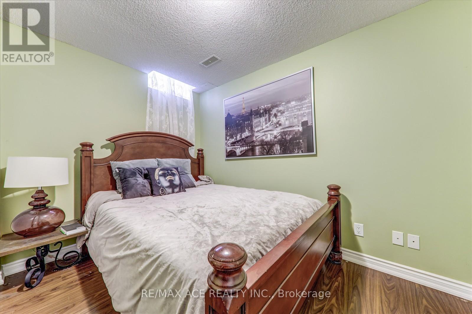 138 Riverwalk Drive, Markham, Ontario  L6B 0E2 - Photo 35 - N12392459