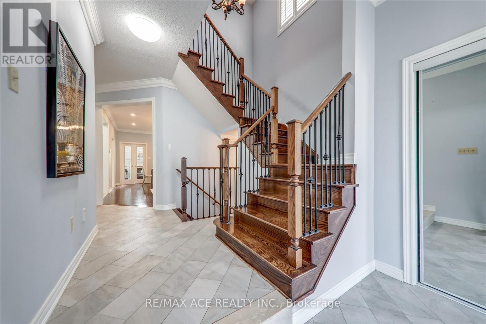 138 Riverwalk Drive, Markham, Ontario  L6B 0E2 - Photo 7 - N12392459