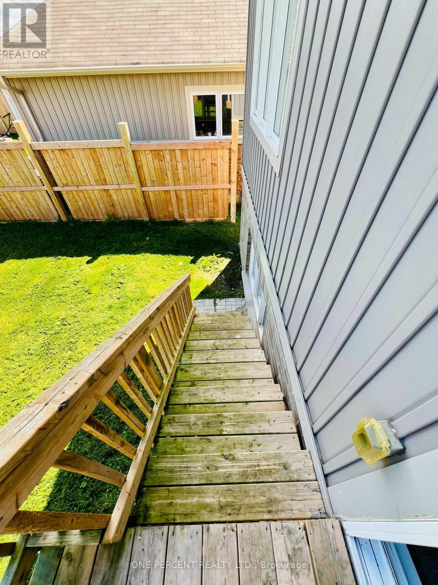 415 Krotz Street W, North Perth, Ontario  N4W 0H8 - Photo 19 - X12390405