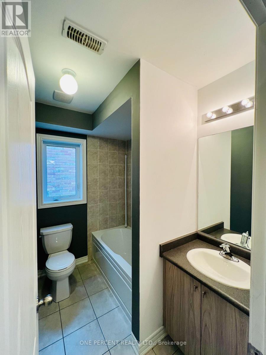 415 Krotz Street W, North Perth, Ontario  N4W 0H8 - Photo 15 - X12390405
