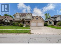 138 COLBECK DRIVE, Welland, Ontario