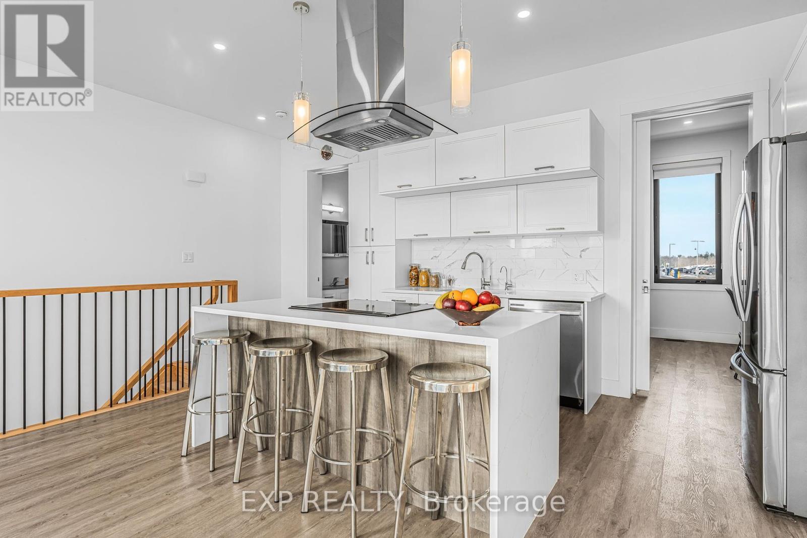 30 - 65 Summersides Mews, Pelham (Fonthill), Ontario  L0S 1E6 - Photo 10 - X12392572