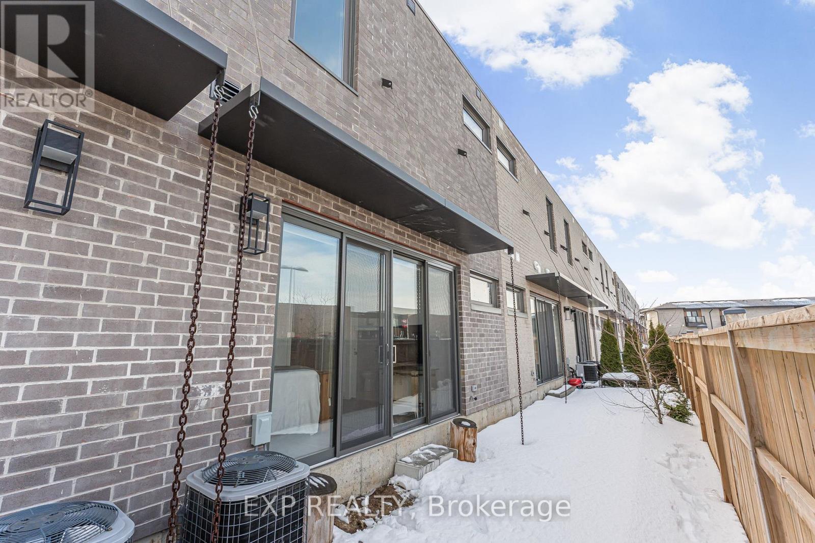 30 - 65 Summersides Mews, Pelham (Fonthill), Ontario  L0S 1E6 - Photo 19 - X12392572