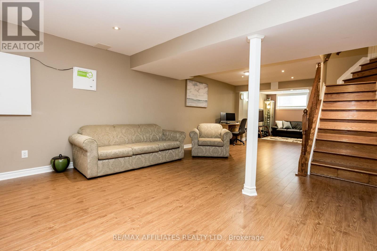 232 Hidden Meadow Avenue, Ottawa, Ontario  K1T 0C1 - Photo 28 - X12392550