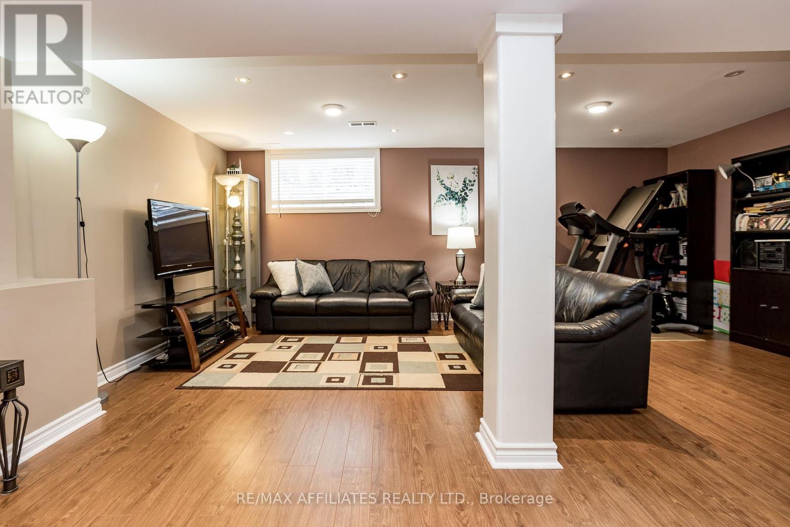 232 Hidden Meadow Avenue, Ottawa, Ontario  K1T 0C1 - Photo 30 - X12392550