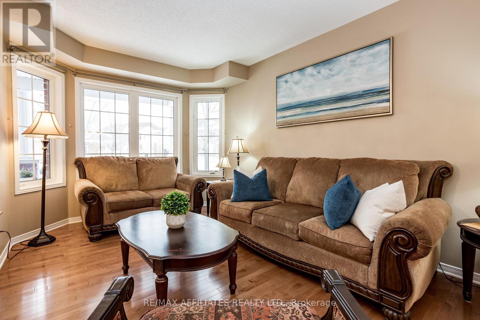 232 Hidden Meadow Avenue, Ottawa, Ontario  K1T 0C1 - Photo 4 - X12392550