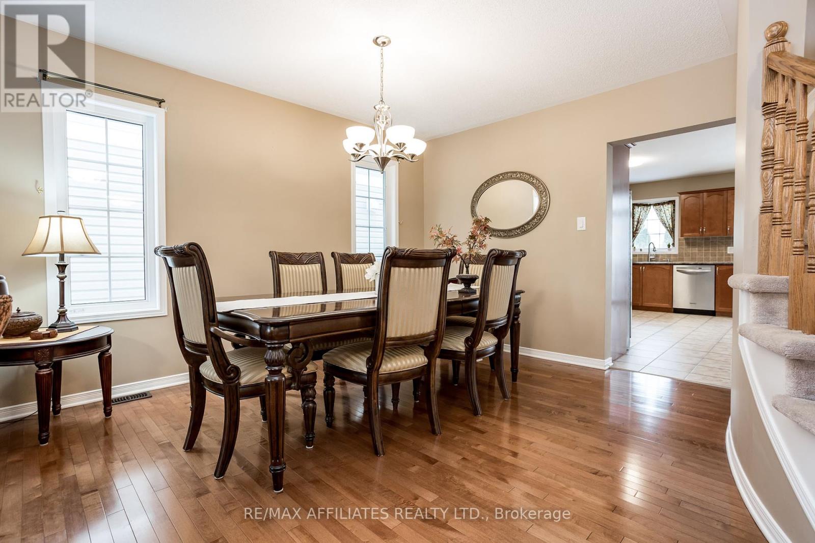 232 Hidden Meadow Avenue, Ottawa, Ontario  K1T 0C1 - Photo 6 - X12392550