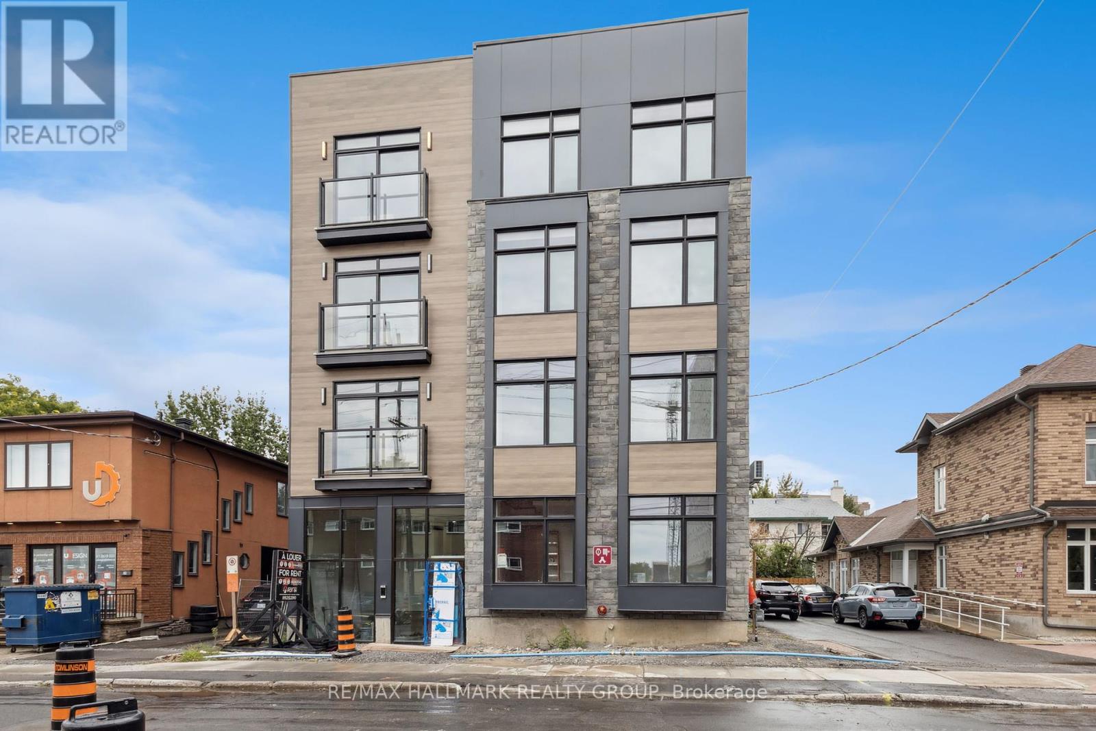 26 Mcarthur Avenue, Ottawa, Ontario  K1L 6R2 - Photo 2 - X12392560