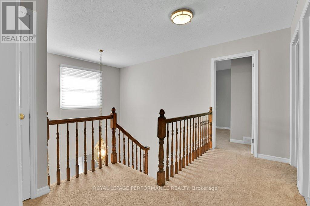 14 Trusty Bay, Ottawa, Ontario  K1V 0A3 - Photo 16 - X12392562
