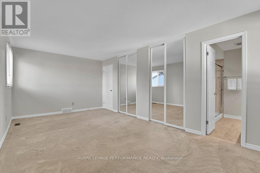 14 Trusty Bay, Ottawa, Ontario  K1V 0A3 - Photo 18 - X12392562