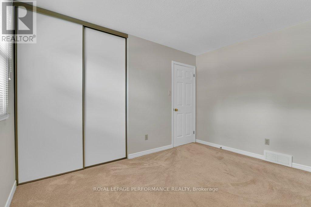 14 Trusty Bay, Ottawa, Ontario  K1V 0A3 - Photo 21 - X12392562
