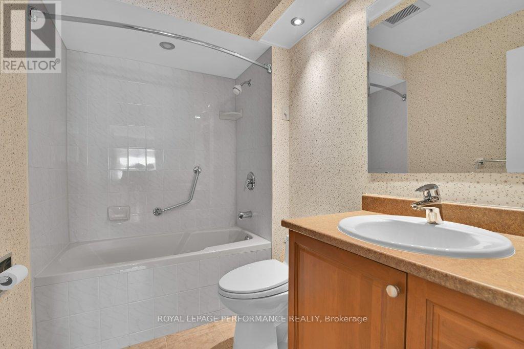 14 Trusty Bay, Ottawa, Ontario  K1V 0A3 - Photo 22 - X12392562