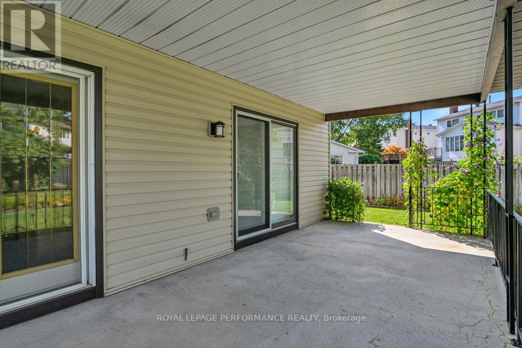 14 Trusty Bay, Ottawa, Ontario  K1V 0A3 - Photo 28 - X12392562
