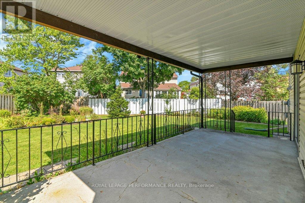 14 Trusty Bay, Ottawa, Ontario  K1V 0A3 - Photo 30 - X12392562