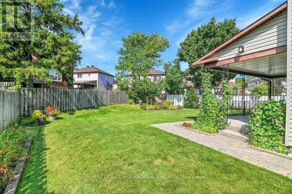14 Trusty Bay, Ottawa, Ontario  K1V 0A3 - Photo 31 - X12392562