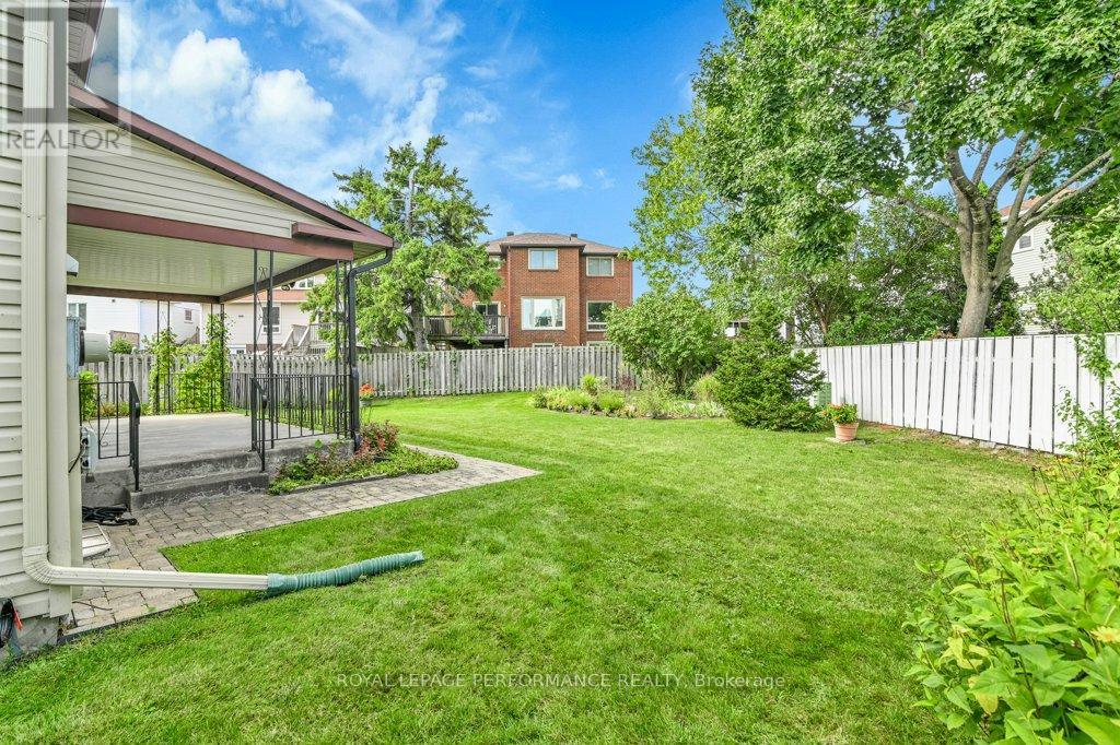 14 Trusty Bay, Ottawa, Ontario  K1V 0A3 - Photo 34 - X12392562