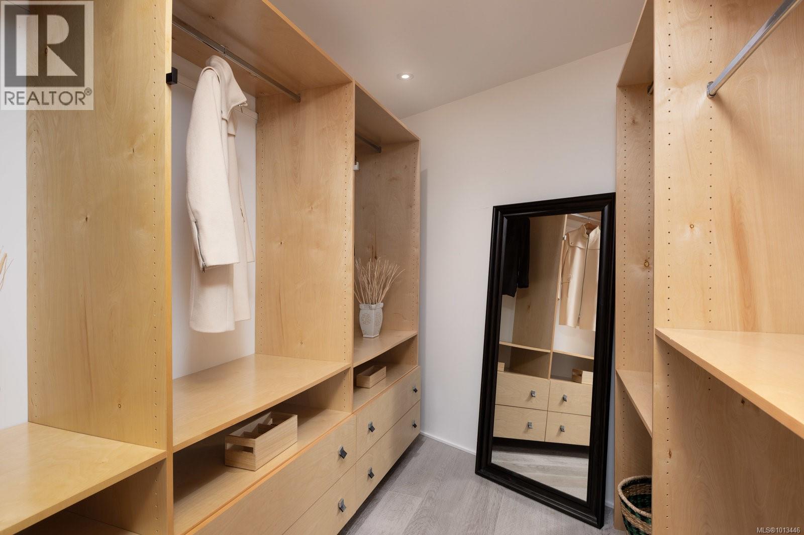 2179 Crescent Rd, Oak Bay, British Columbia  V8S 2H4 - Photo 31 - 1013446