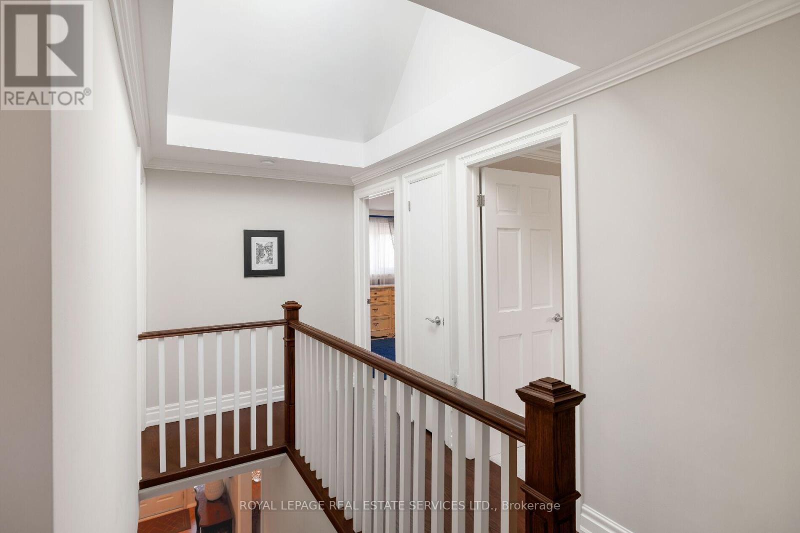 2358 Canso Road, Oakville, Ontario  L6J 5W6 - Photo 14 - W12392404