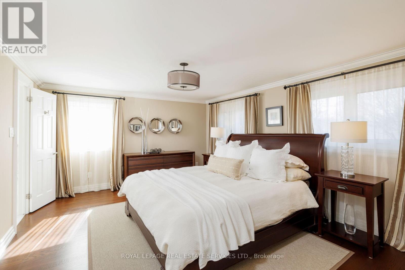 2358 Canso Road, Oakville, Ontario  L6J 5W6 - Photo 15 - W12392404