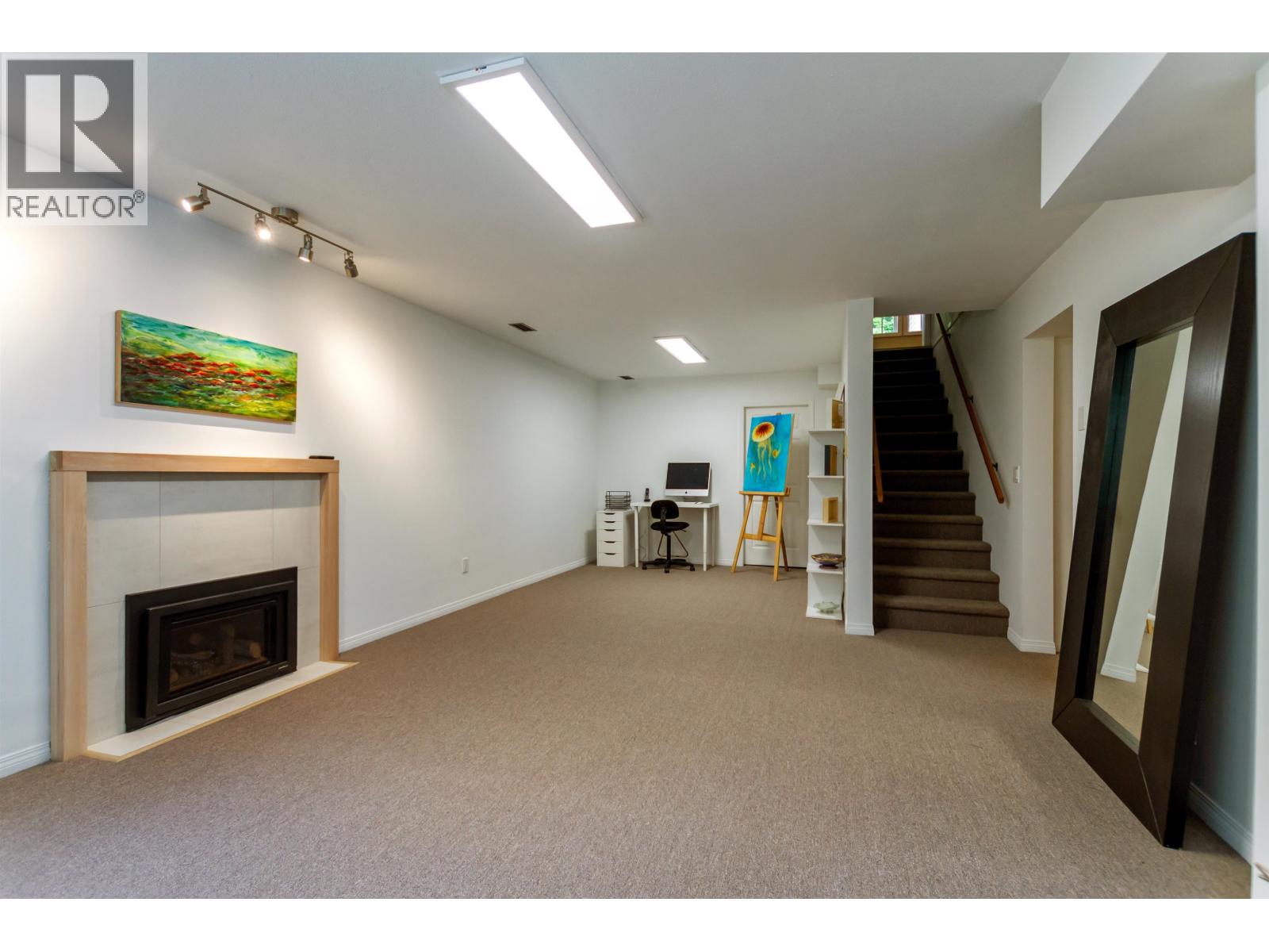 408 Riverview Crescent, Coquitlam, British Columbia  V3C 2X3 - Photo 29 - R3045337