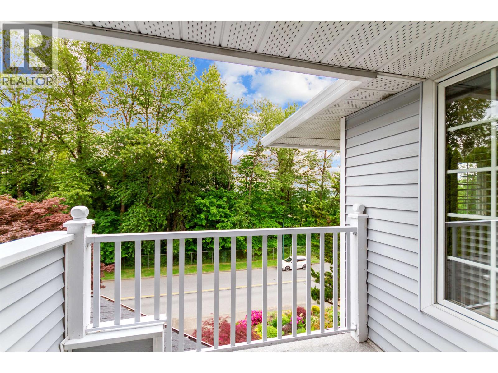 408 Riverview Crescent, Coquitlam, British Columbia  V3C 2X3 - Photo 17 - R3045337