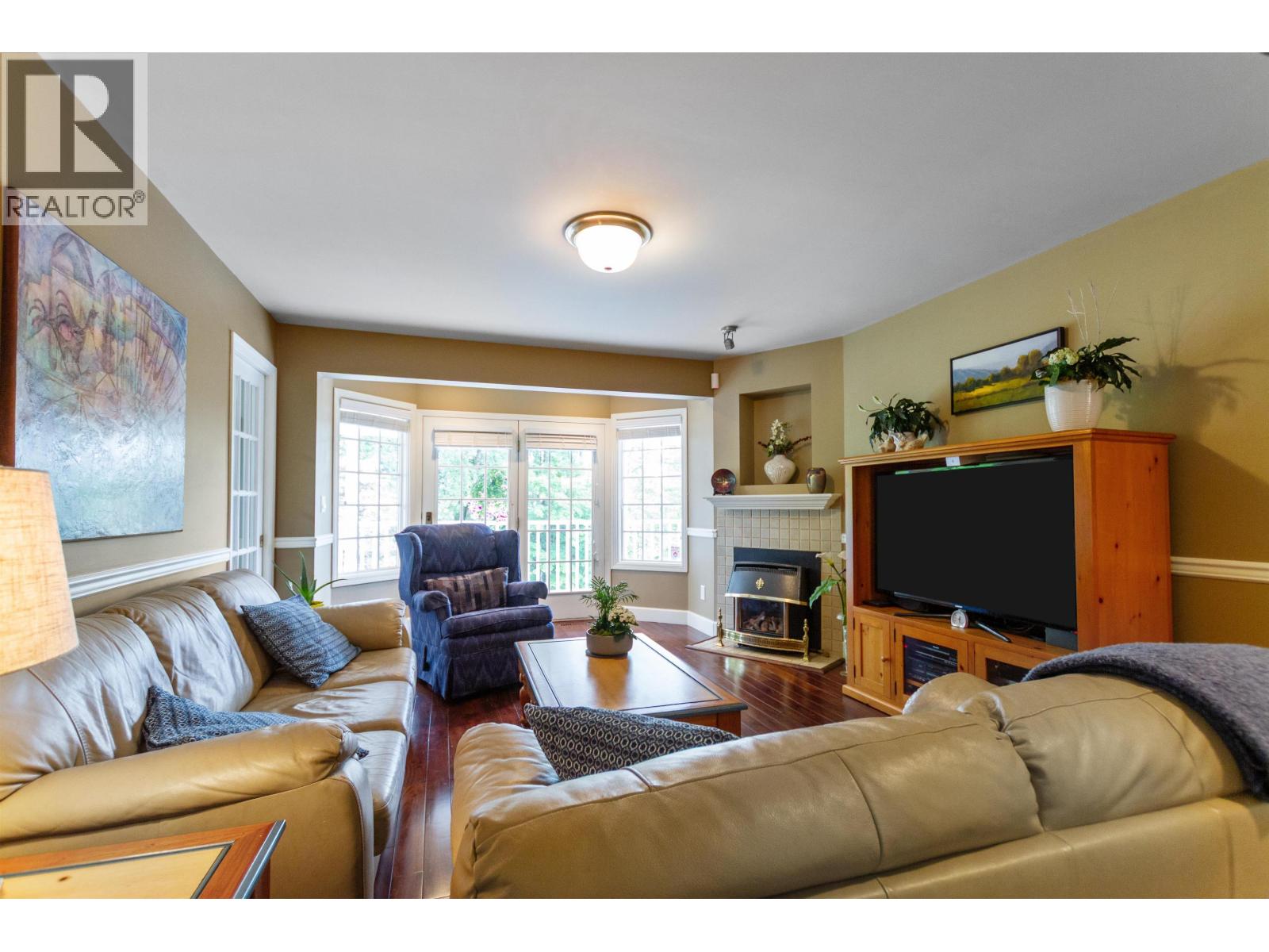 408 Riverview Crescent, Coquitlam, British Columbia  V3C 2X3 - Photo 9 - R3045337