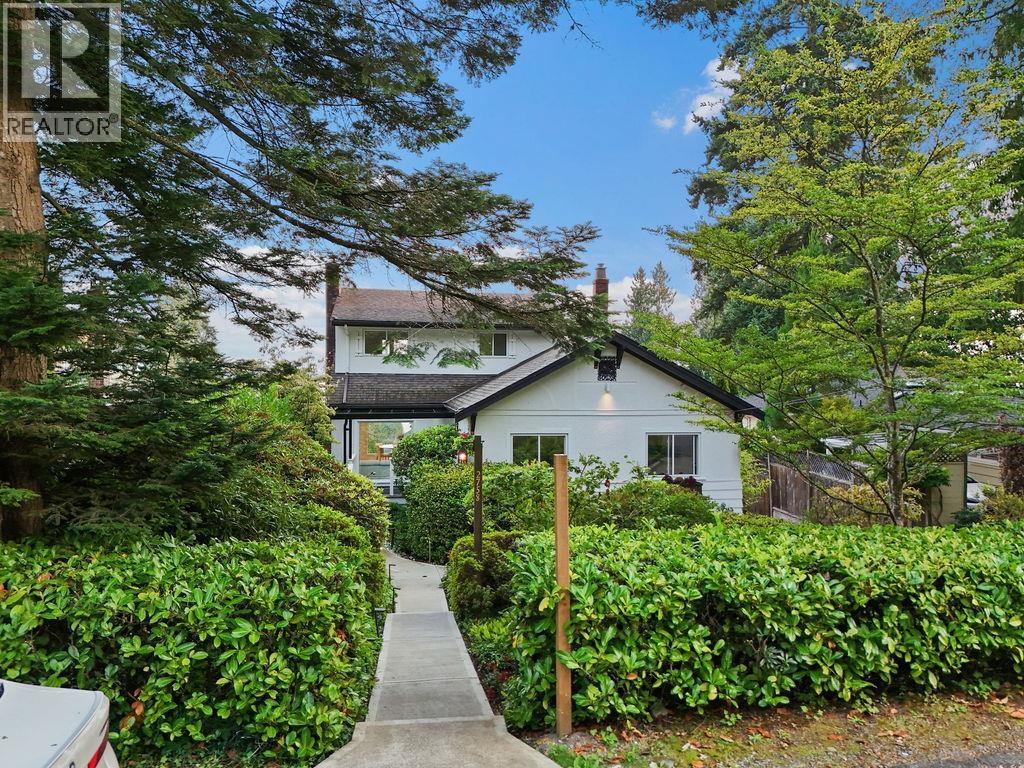 Property at 2758 NELSON AVENUE image 2