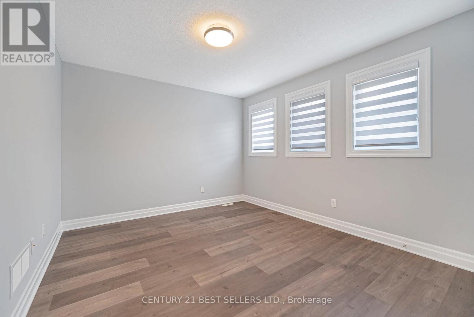 33 - 2619 Sheffield Boulevard, London South (South U), Ontario  N6M 0G4 - Photo 19 - X12392445