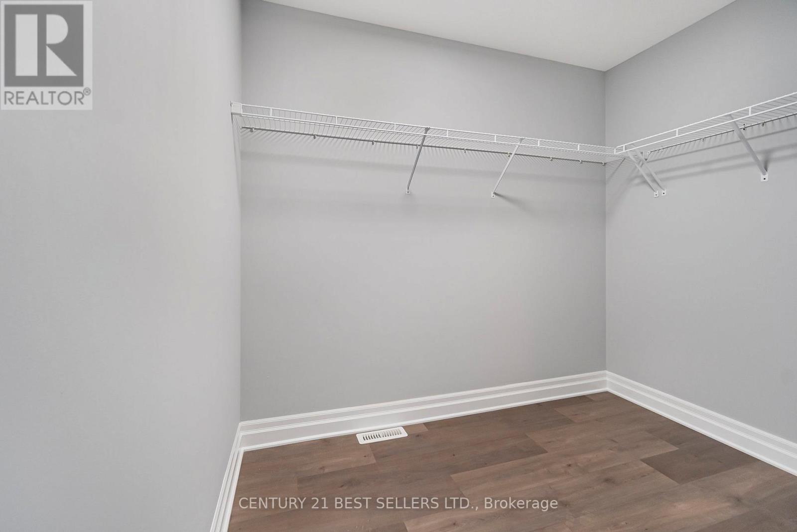 33 - 2619 Sheffield Boulevard, London South (South U), Ontario  N6M 0G4 - Photo 21 - X12392445